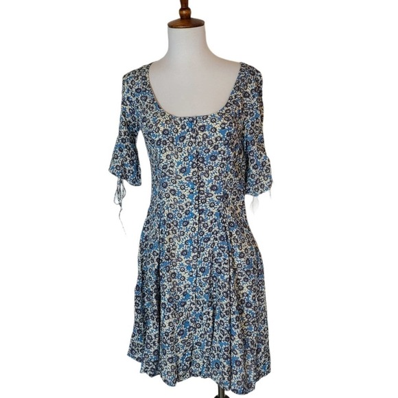Free People Blue Floral Lace-Up Boho Cottagecore Mini Dress Small NWT - Picture 2 of 8